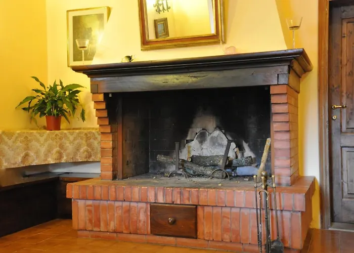 Cosy House In With Shared Pool Semesterbostad